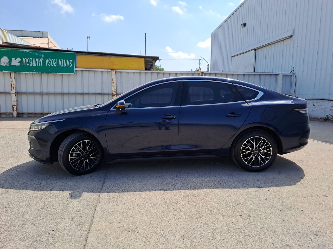 2025 BYD KING DM-I 1.5L FWD 55KM