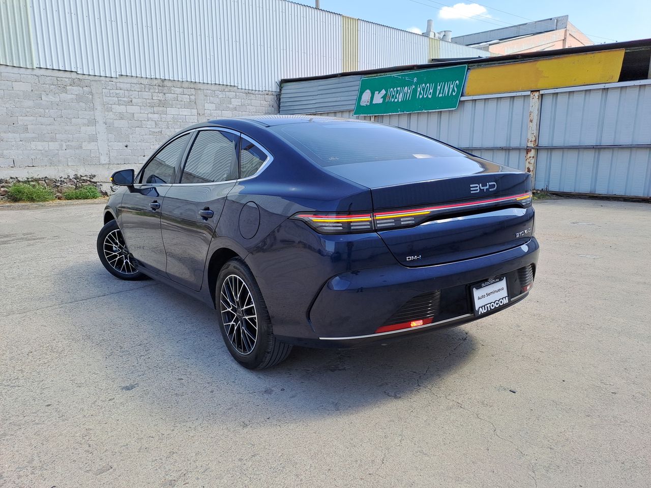 2025 BYD KING DM-I 1.5L FWD 55KM