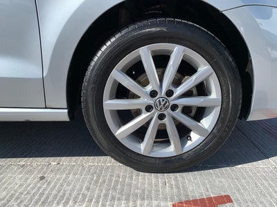 2020 Volkswagen VENTO HIGHLINE STD.