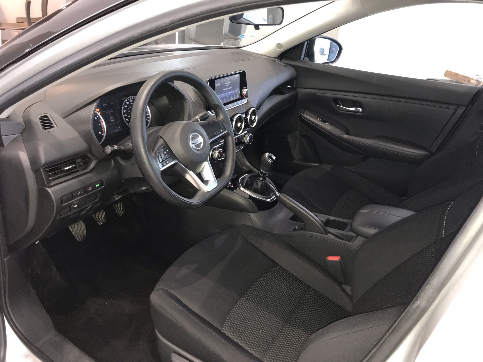 2022 Nissan SENTRA SENSE TM 22