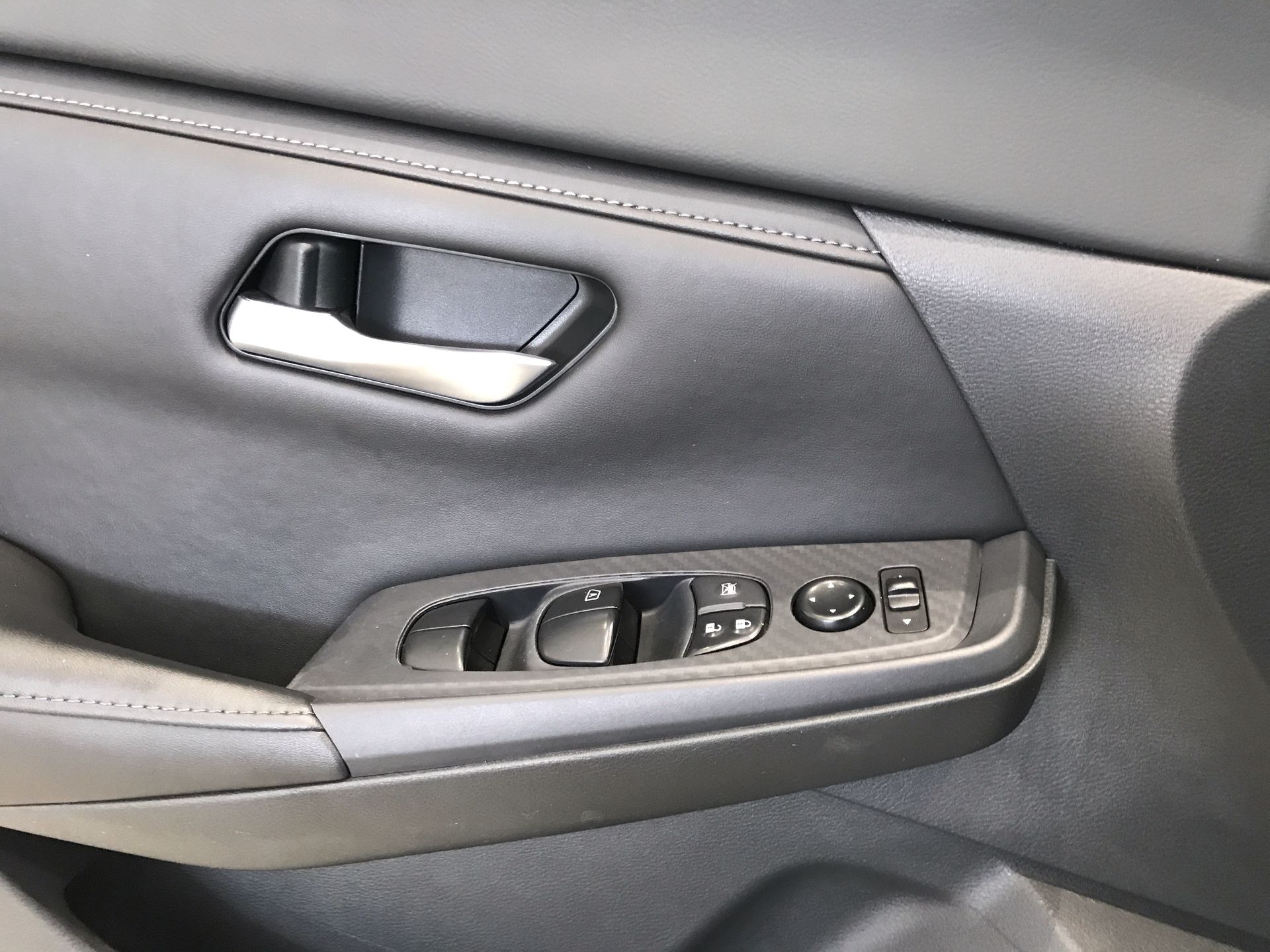 2022 Nissan SENTRA SENSE TM 22