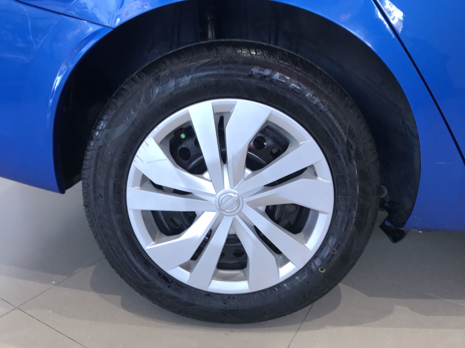 2024 Nissan VERSA SENSE MT 24