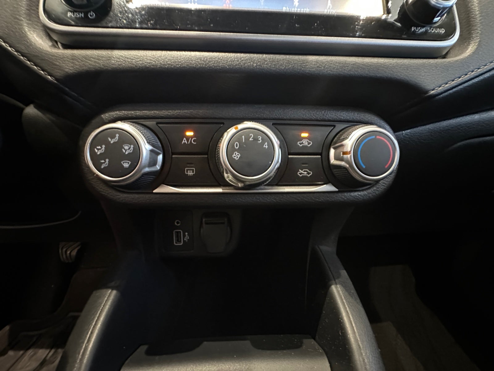 2024 Nissan VERSA SENSE MT 24