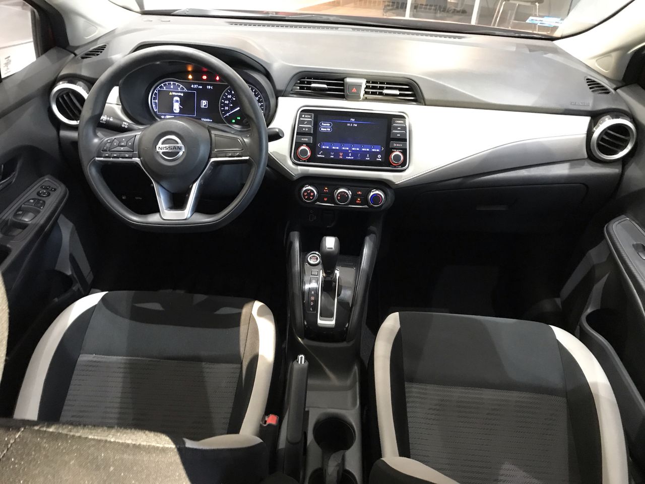 2020 Nissan VERSA ADVANCE CVT
