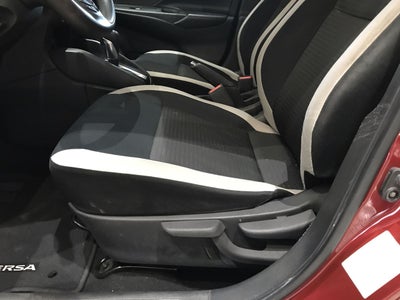 2020 Nissan VERSA ADVANCE CVT