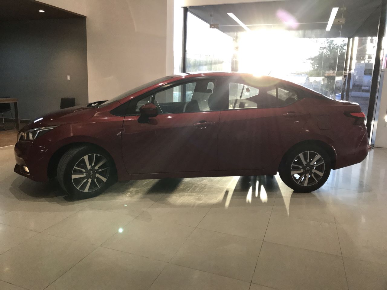 2020 Nissan VERSA ADVANCE CVT