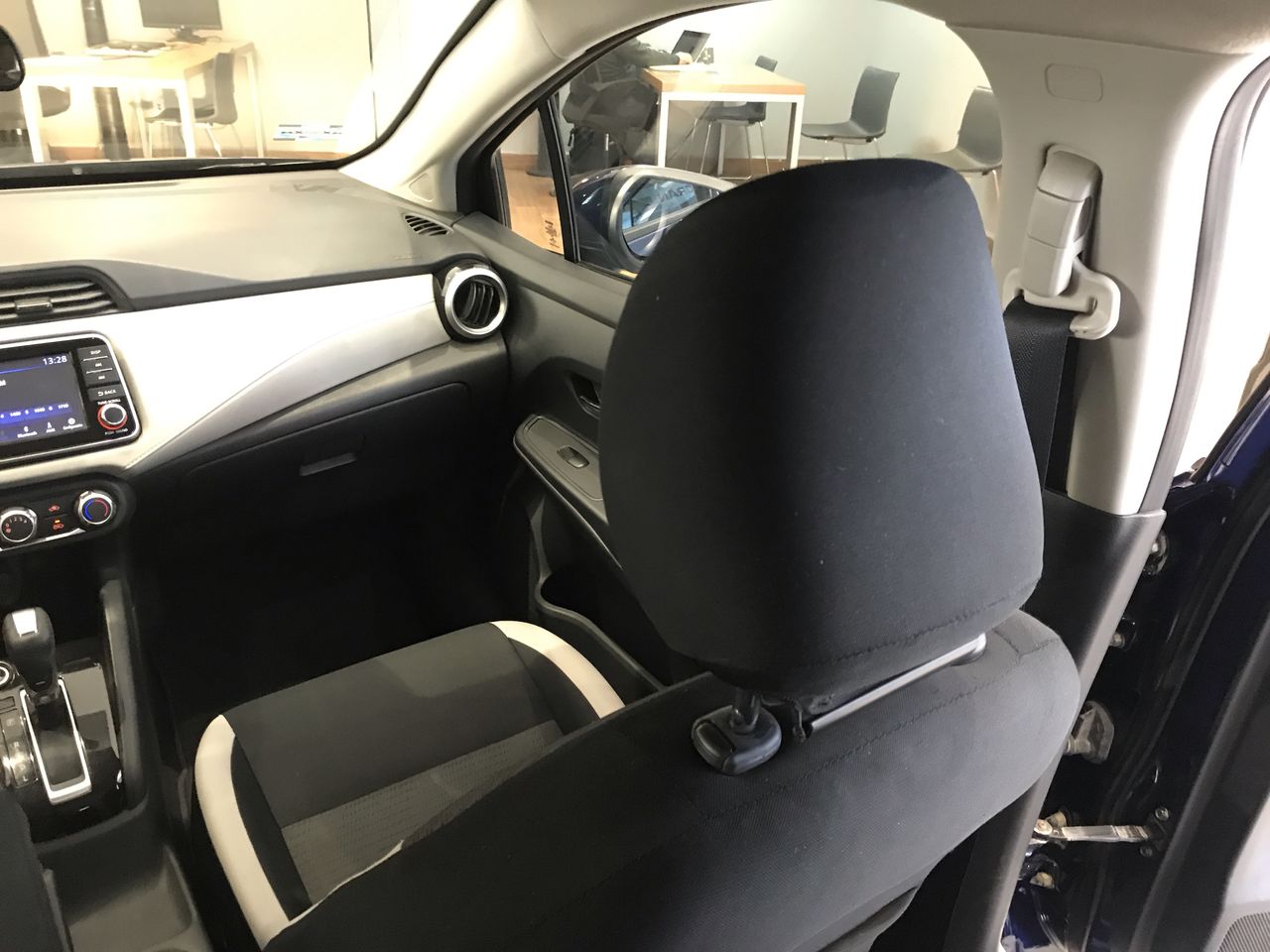 2021 Nissan VERSA ADVANCE CVT 21