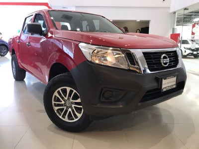 2020 Nissan NP300 DOBLE CABINA DOBLE CABINA SE TM AC PAQ SEG 6VEL
