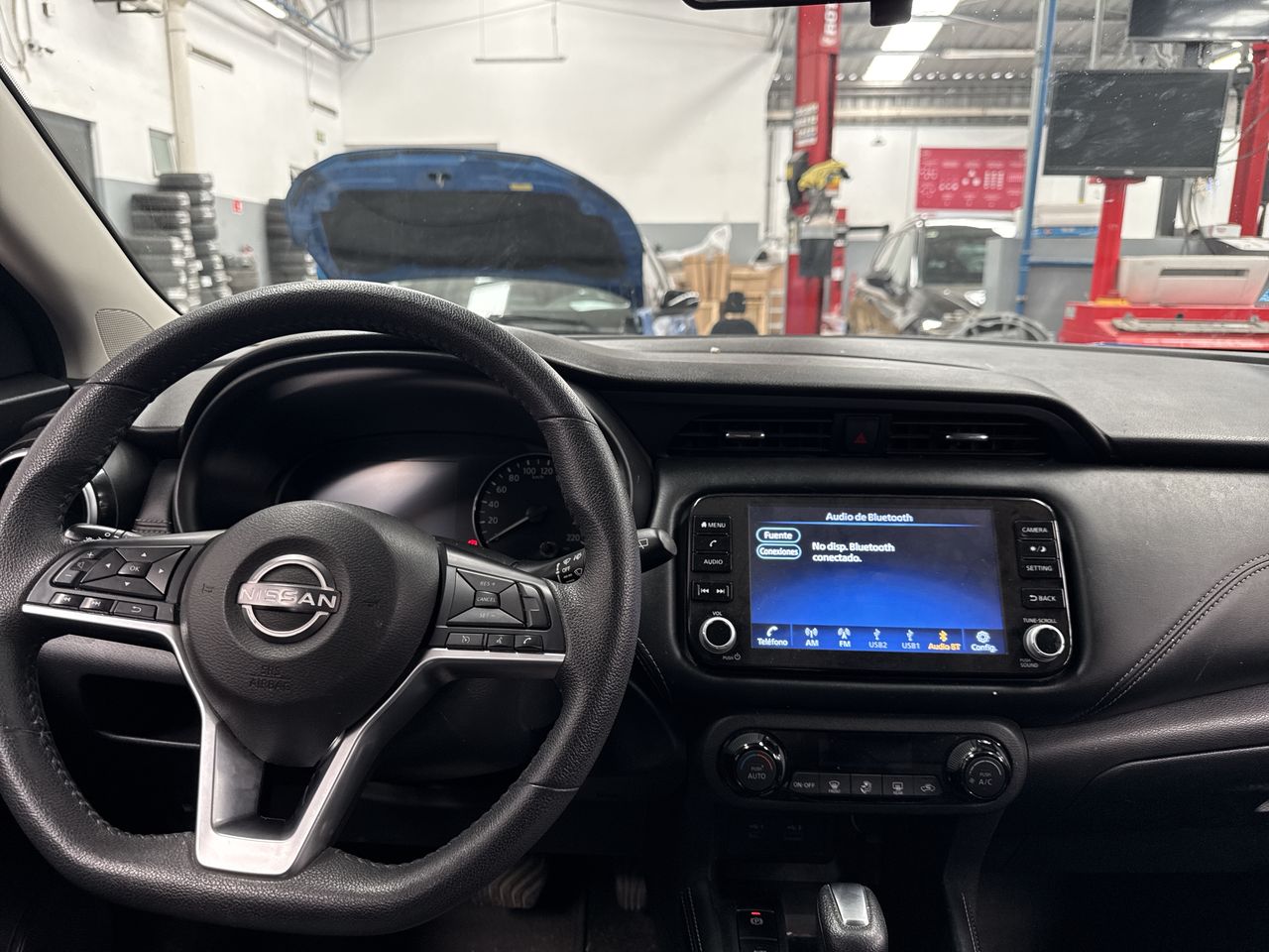 2023 Nissan KICKS PLATINUM BI-TONO 1.6 LTS CVT 23