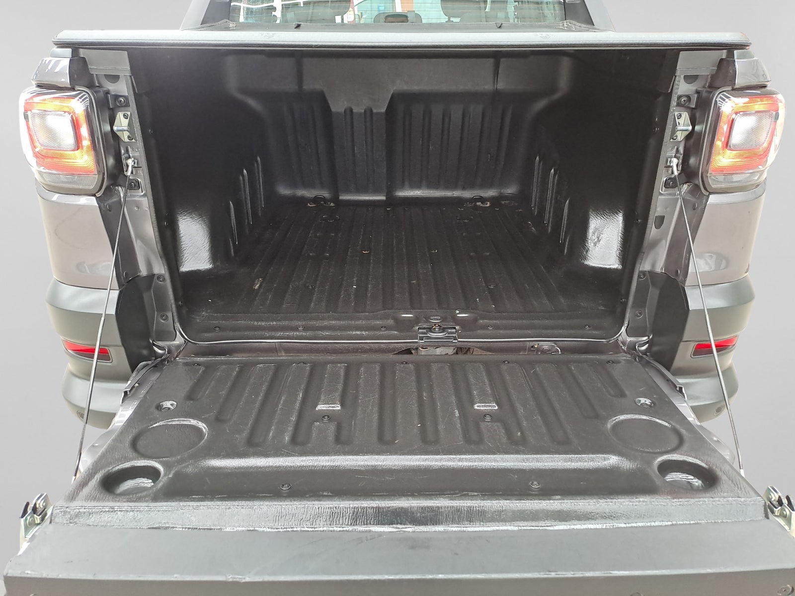 2025 RAM JOURNEY BIGHORN S CREW CAB MT
