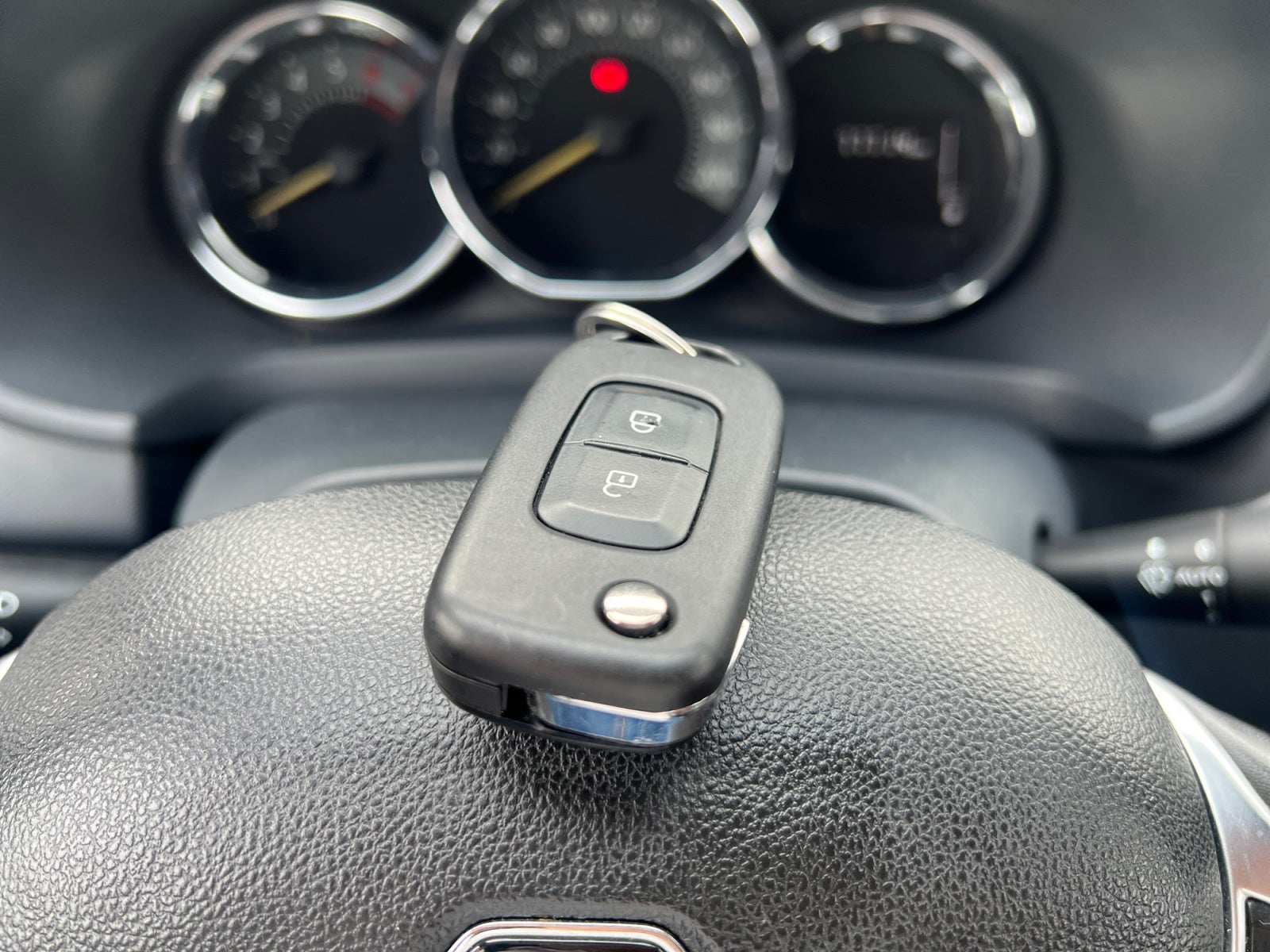 2023 RENAULT LOGAN 1.6 INTENS CVT