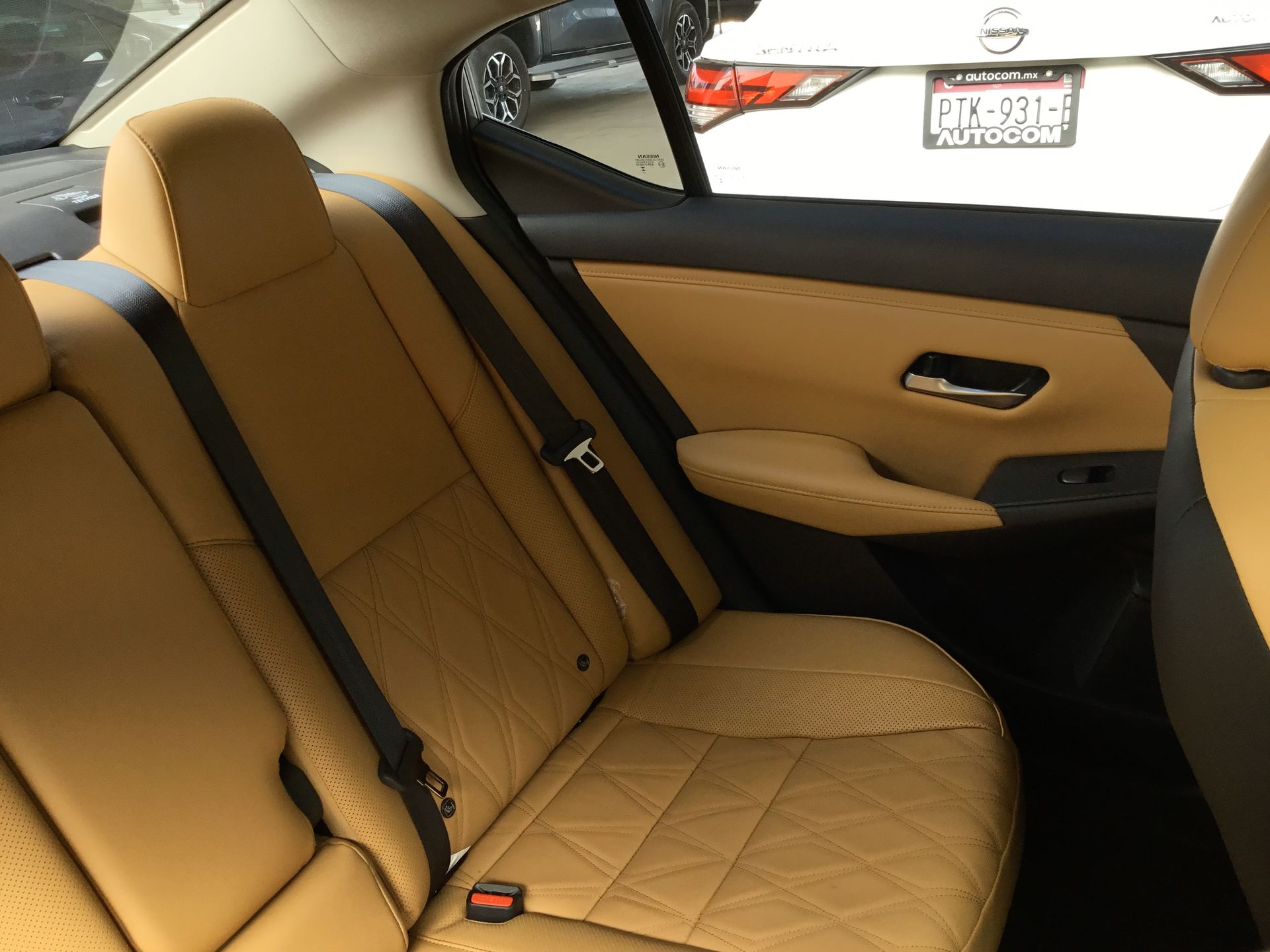 2025 Nissan SENTRA SENTRA SR PLATINUM BITONO CVT PIEL GENUINA