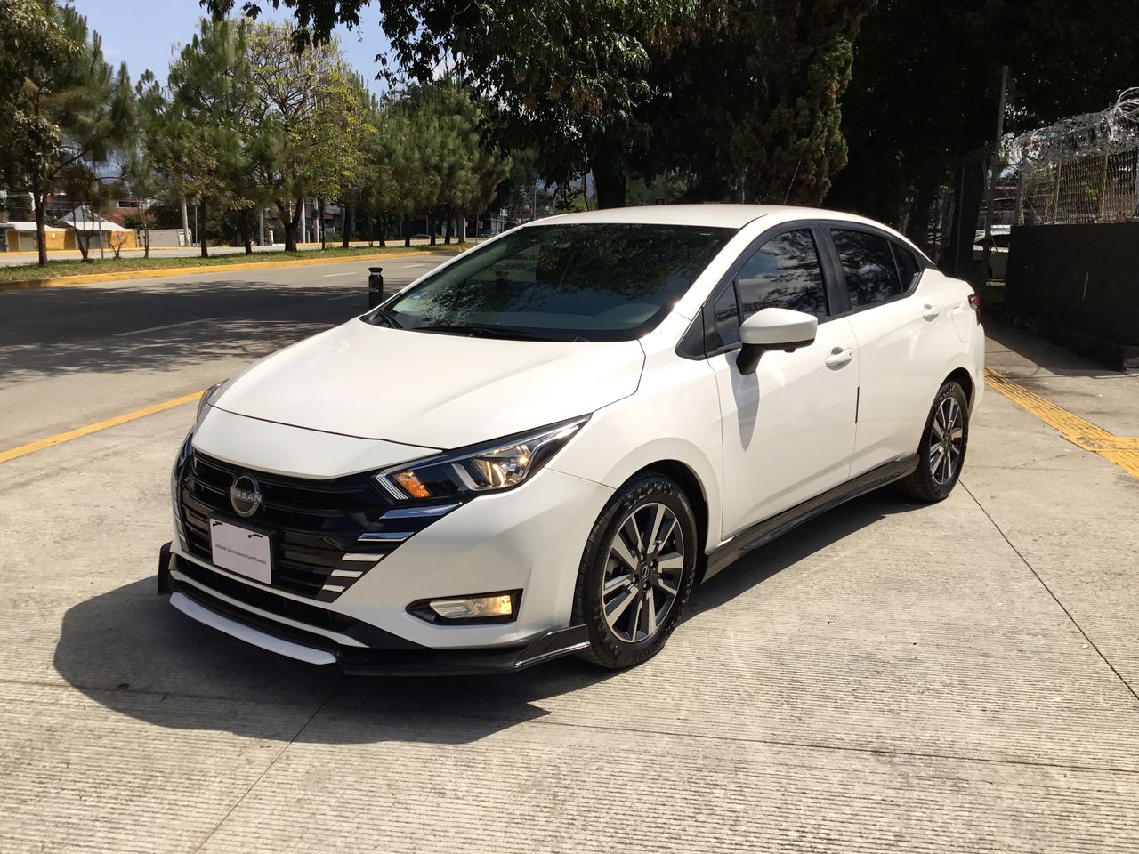 2023 Nissan VERSA ADVANCE CVT 23