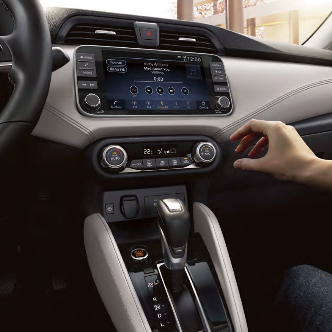 2025 Nissan VERSA VERSA SR CVT