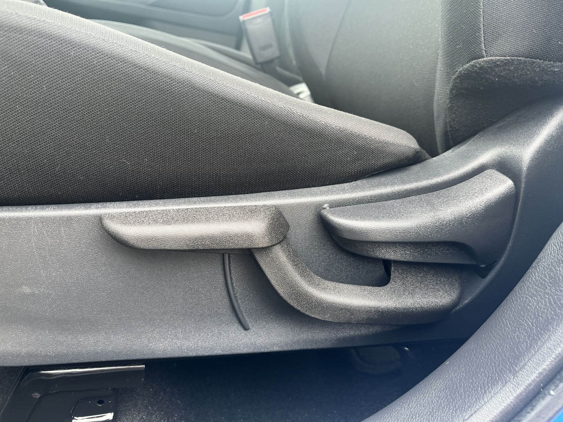 2024 Nissan KICKS ADVANCE 1.6 LTS MT 24