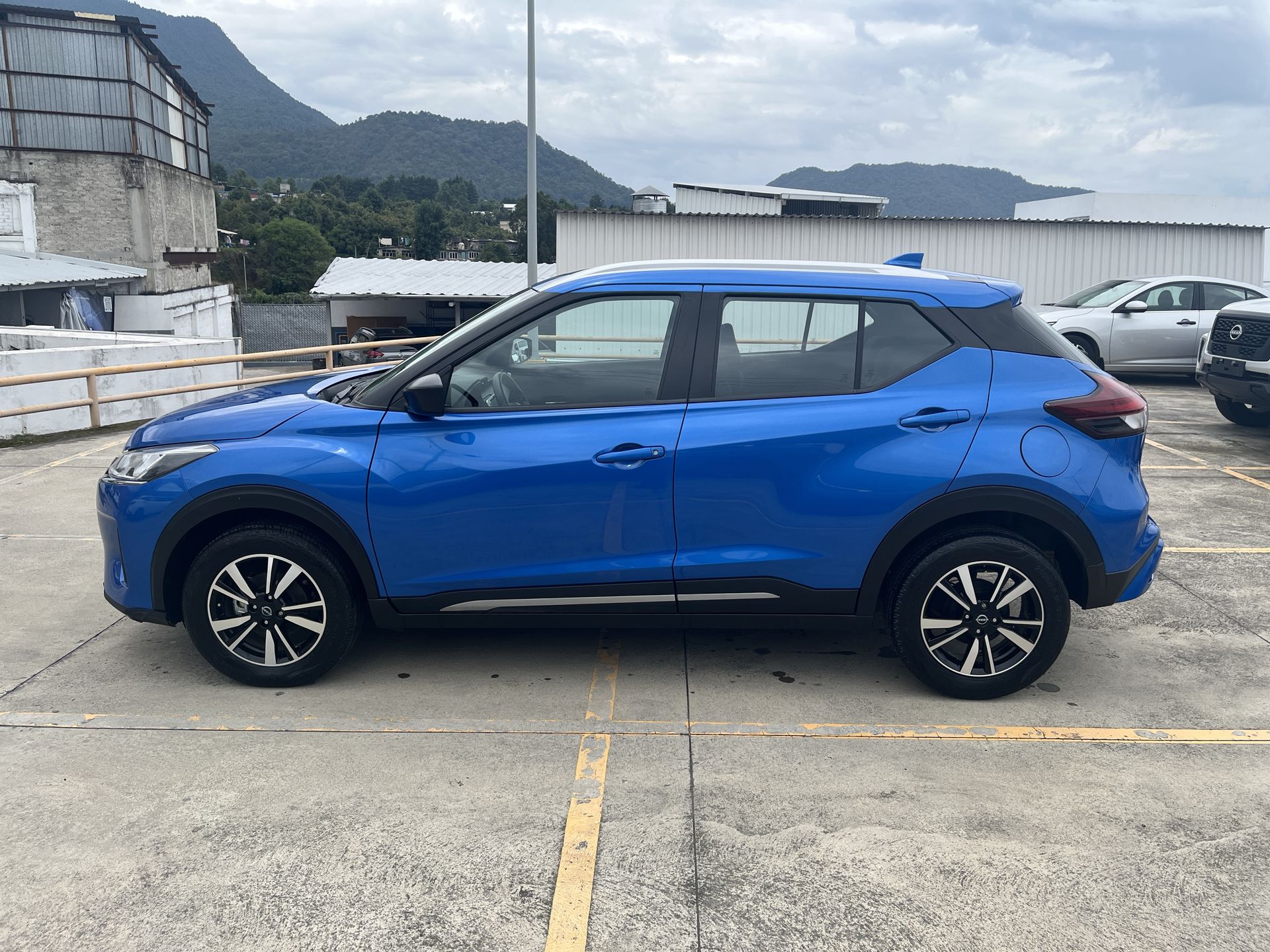 2024 Nissan KICKS ADVANCE 1.6 LTS MT 24