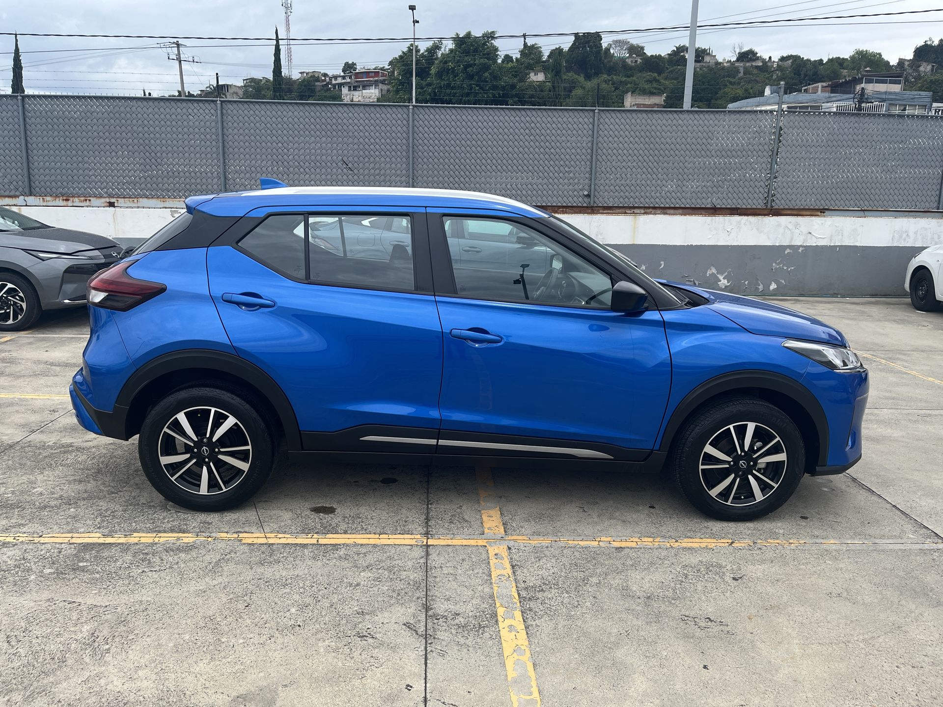 2024 Nissan KICKS ADVANCE 1.6 LTS MT 24