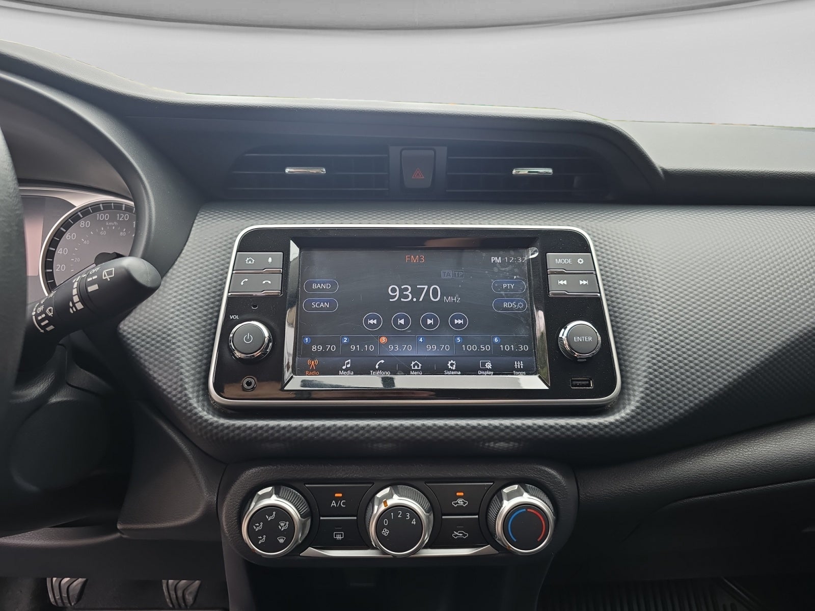 2021 Nissan KICKS ADVANCE 1.6 LTS MT 21