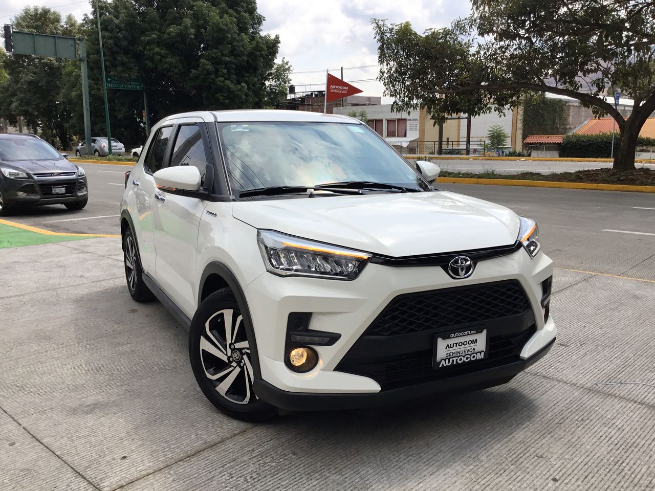 2024 Toyota RAIZE XLE CVT