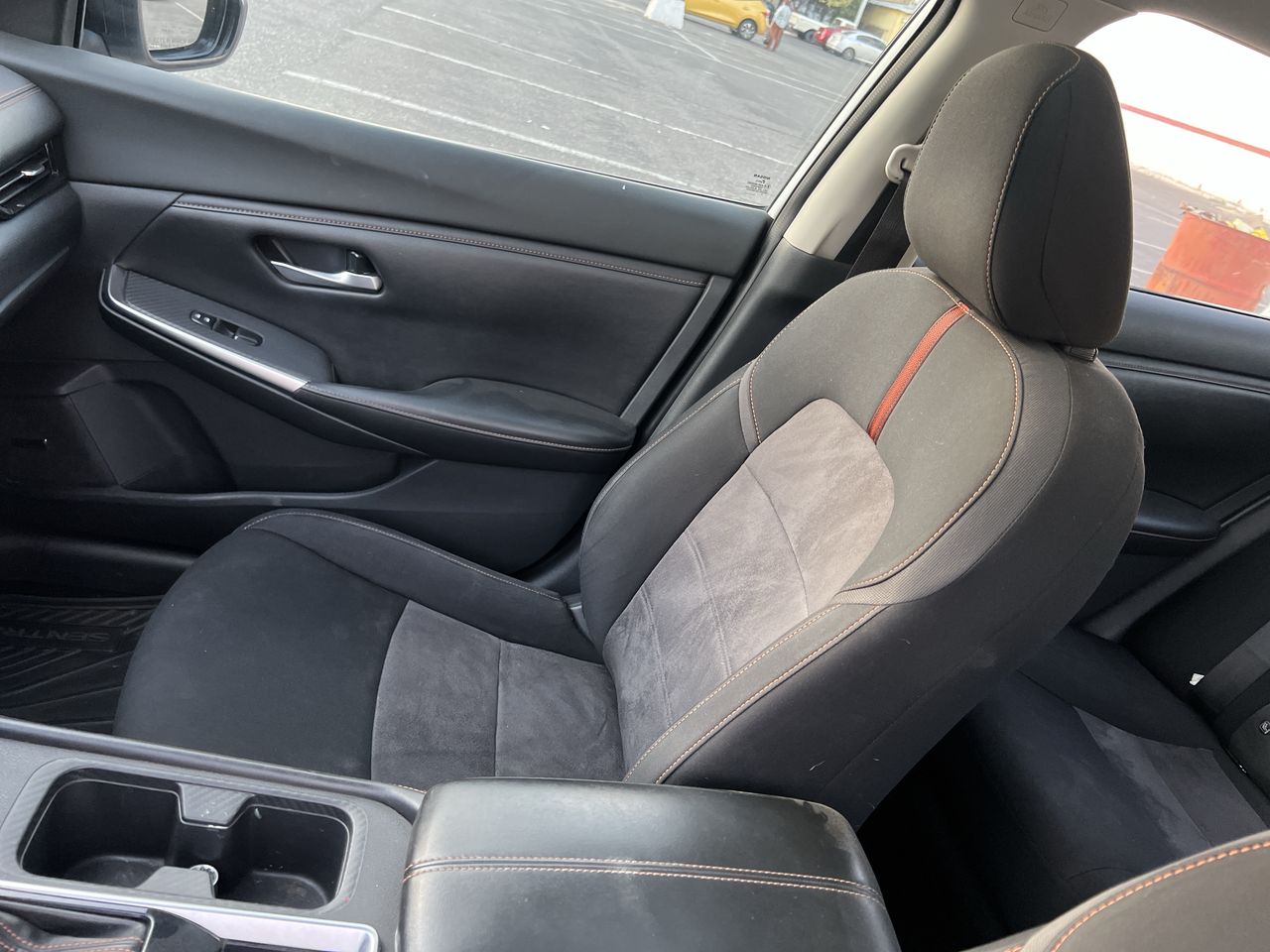 2021 Nissan SENTRA SR BITONO CVT 21