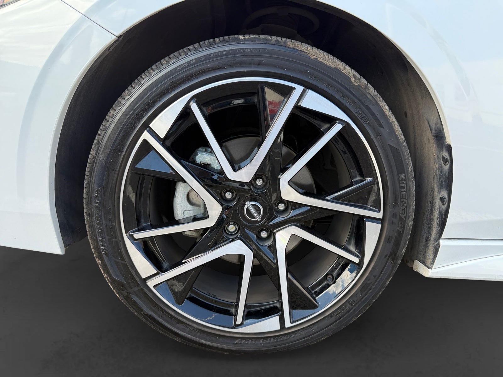 2025 Nissan SENTRA SENTRA SR PLATINUM BITONO CVT PIEL GENUINA
