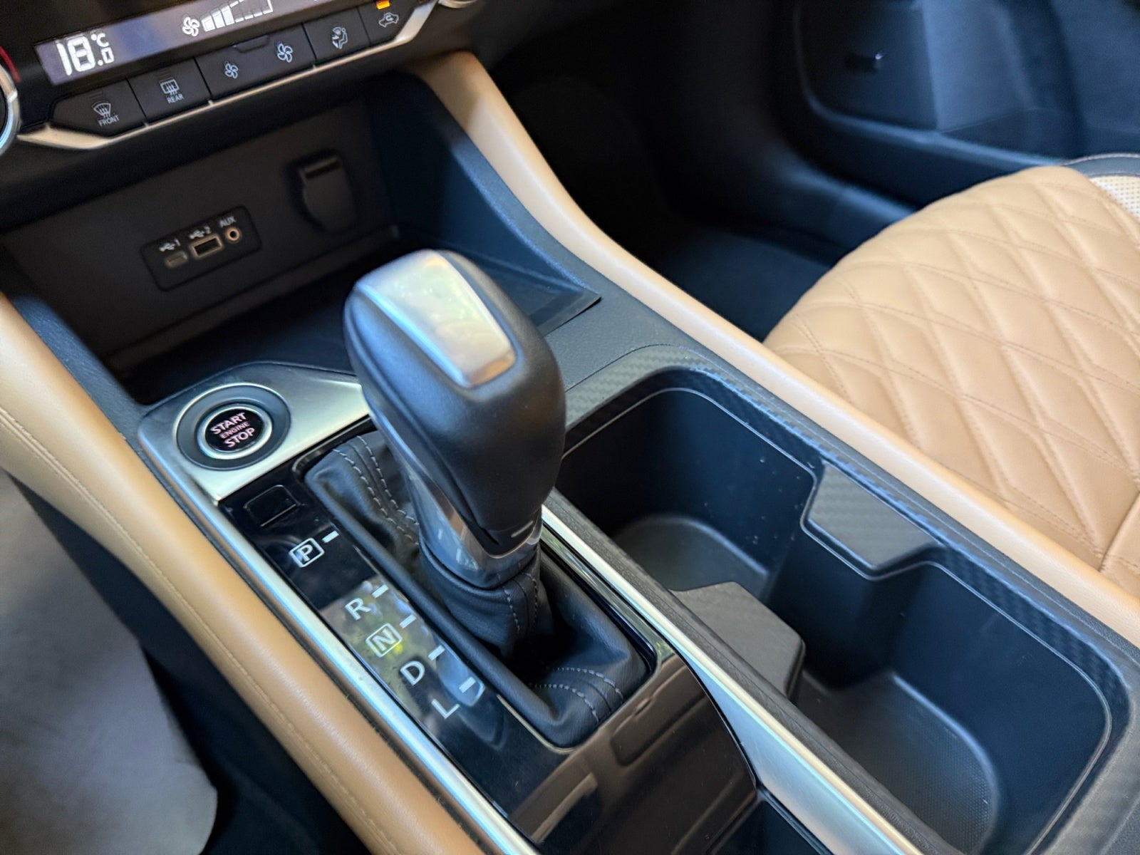 2025 Nissan SENTRA SENTRA SR PLATINUM BITONO CVT PIEL GENUINA