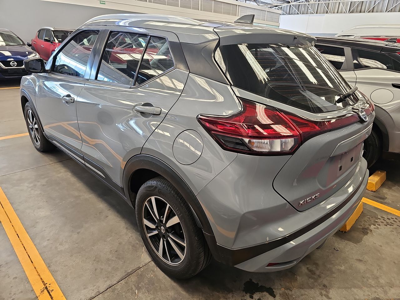2021 Nissan KICKS ADVANCE 1.6 LTS MT 21
