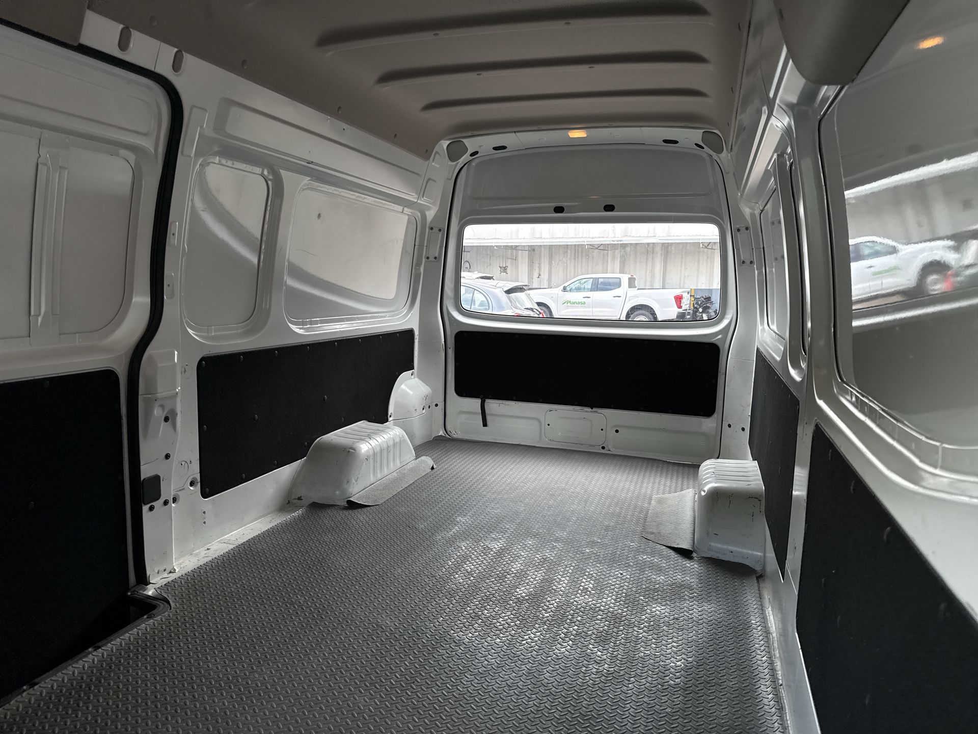 2023 Nissan NV350 URVAN URVAN PANEL AMPLIA AA
