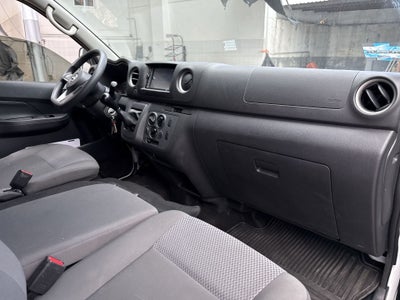 2023 Nissan NV350 URVAN URVAN PANEL AMPLIA AA