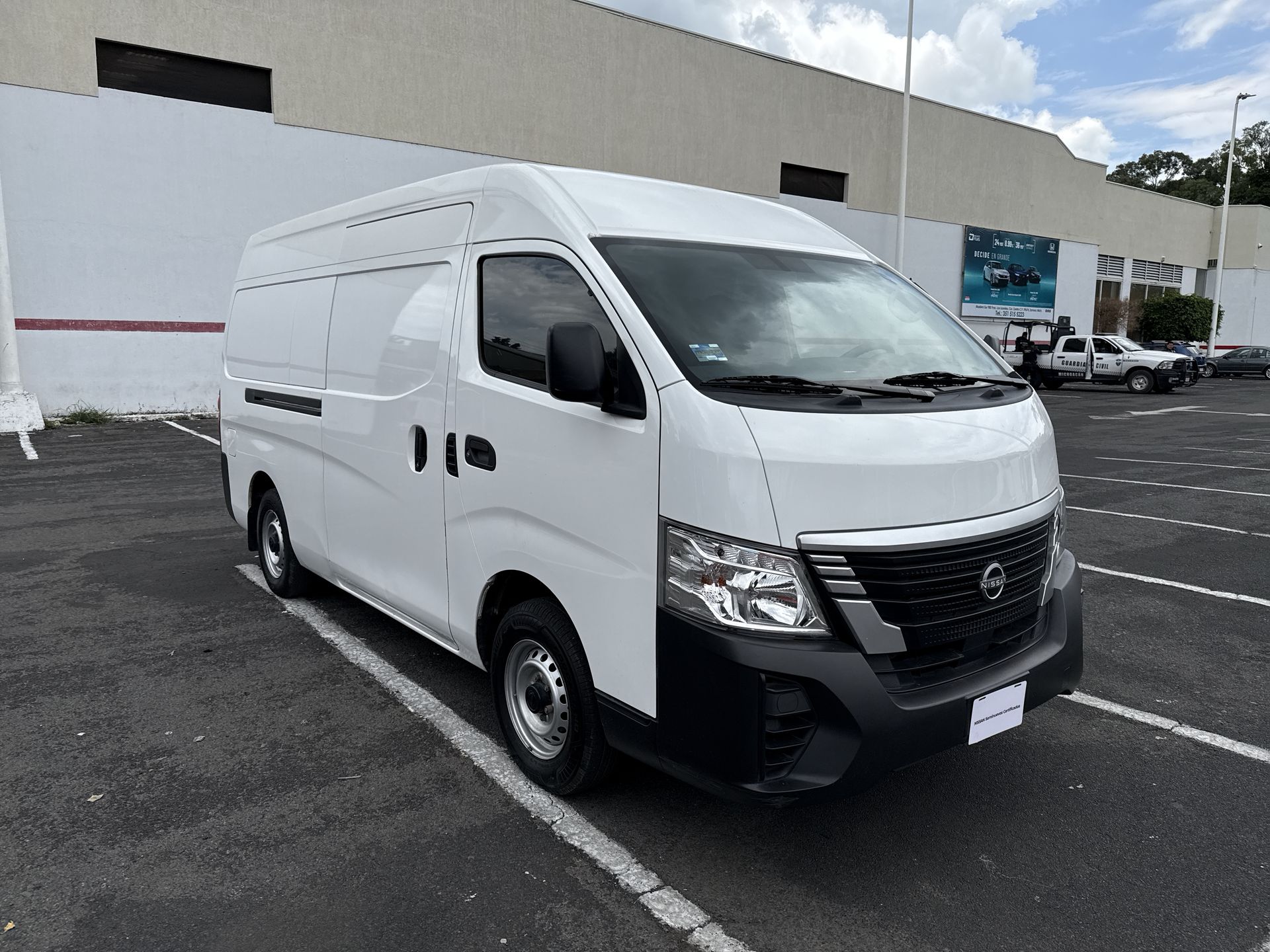 2023 Nissan NV350 URVAN URVAN PANEL AMPLIA AA