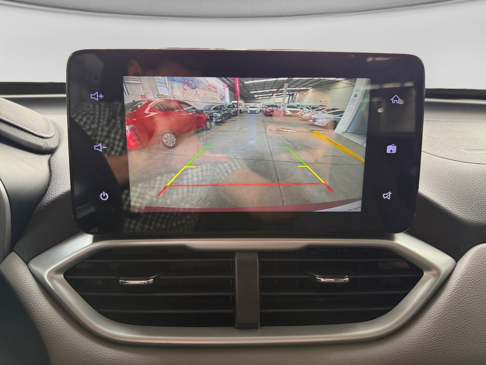 2022 Chevrolet GROOVE LT AT