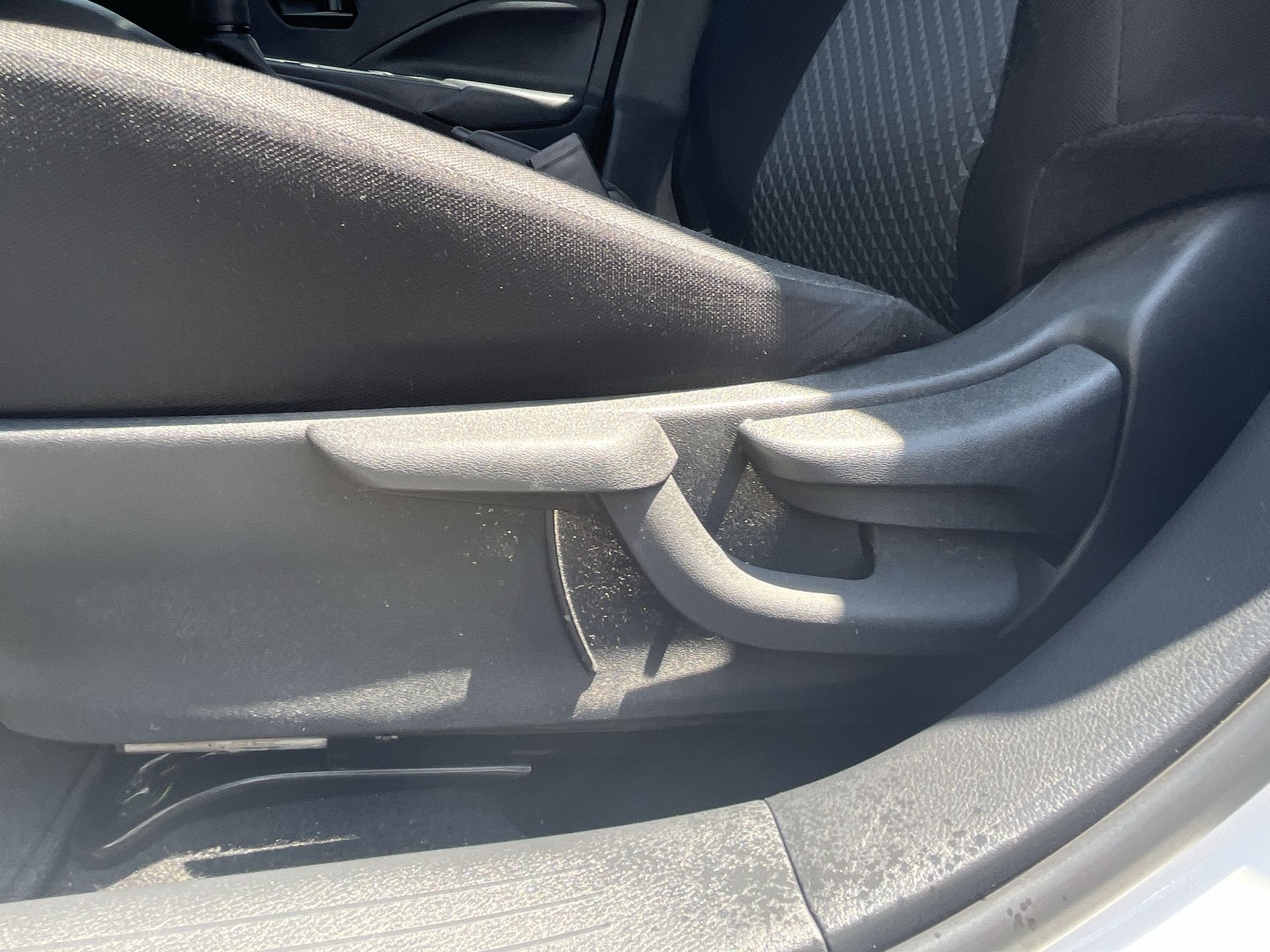 2023 Nissan VERSA SENSE MT 23