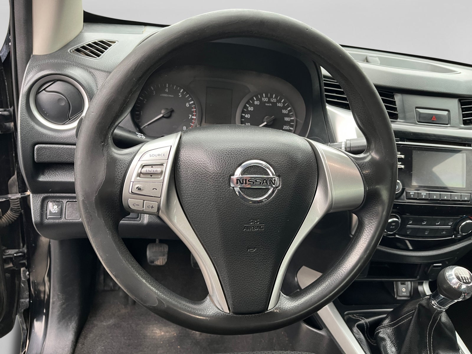 2020 Nissan FRONTIER LE TM AC