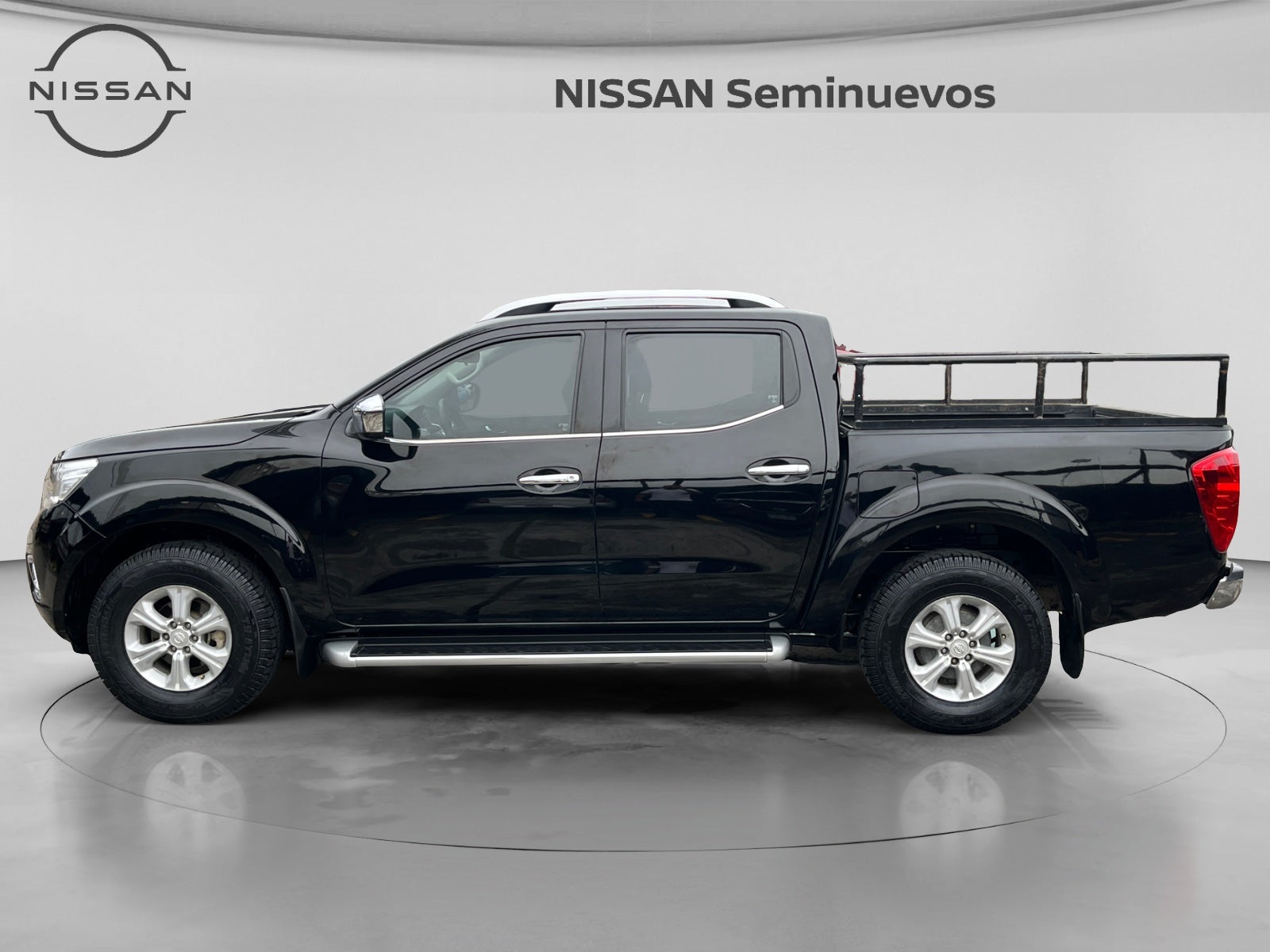 2020 Nissan FRONTIER LE TM AC