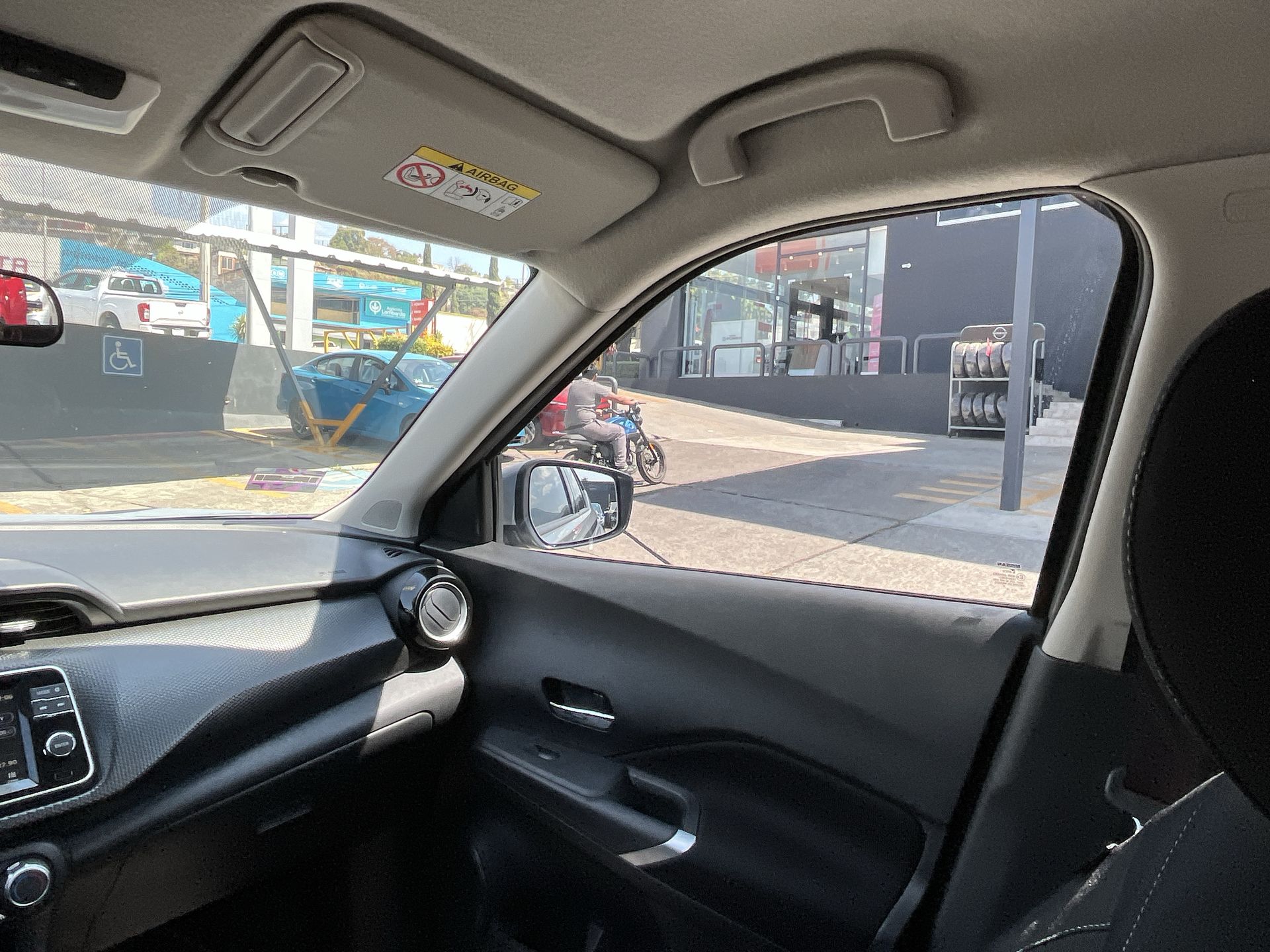 2024 Nissan KICKS PLAY ADVANCE 1.6 LTS CVT 24