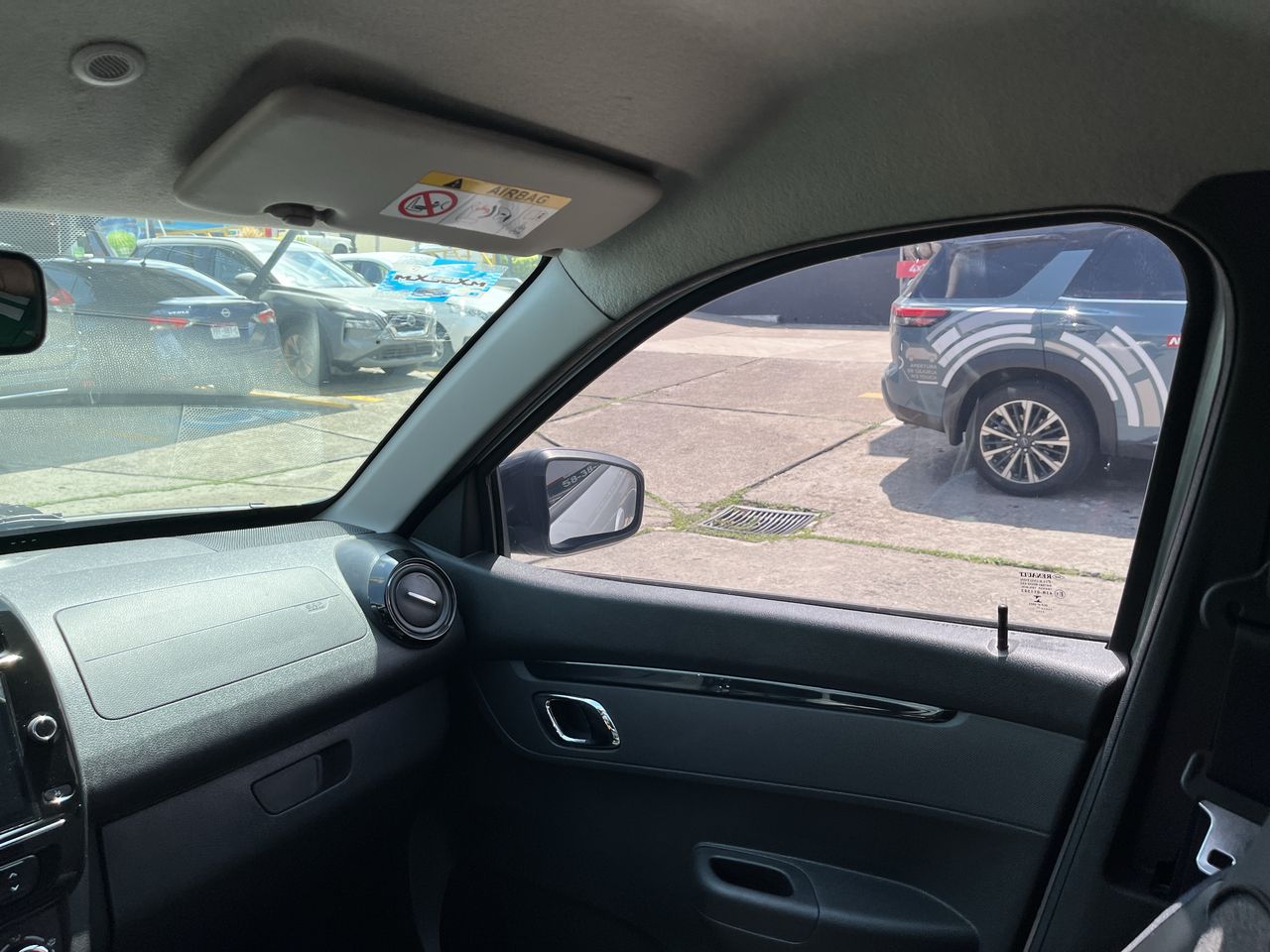 2023 RENAULT KWID BITONO