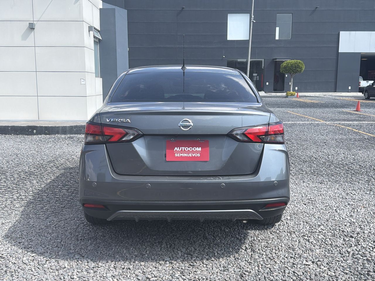 2022 Nissan VERSA ADVANCE CVT 22