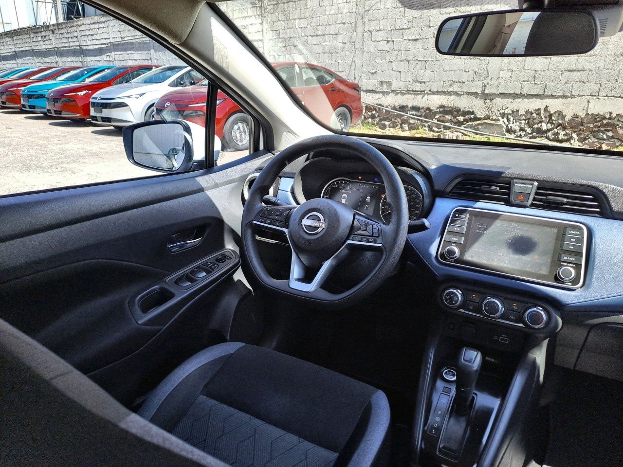 2025 Nissan VERSA ADVANCE CVT 25