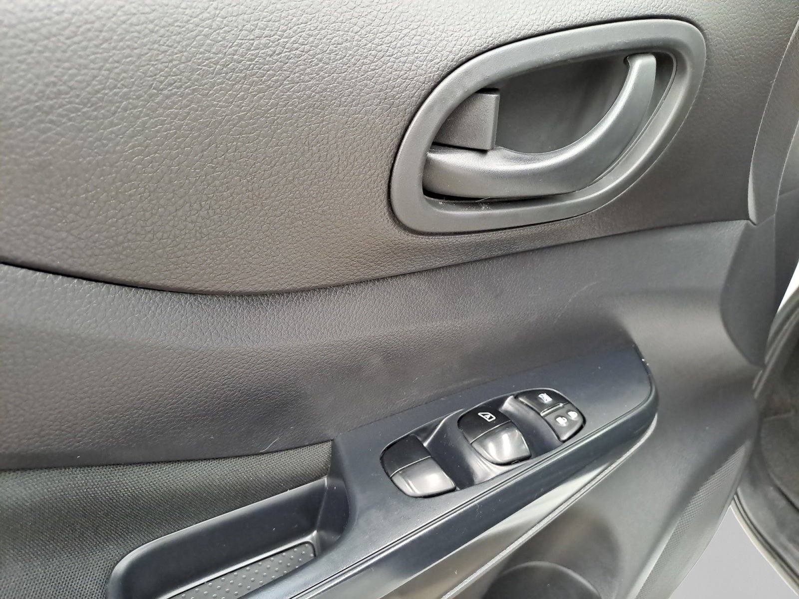 2024 Nissan FRONTIER FRONTIER SE TM 24