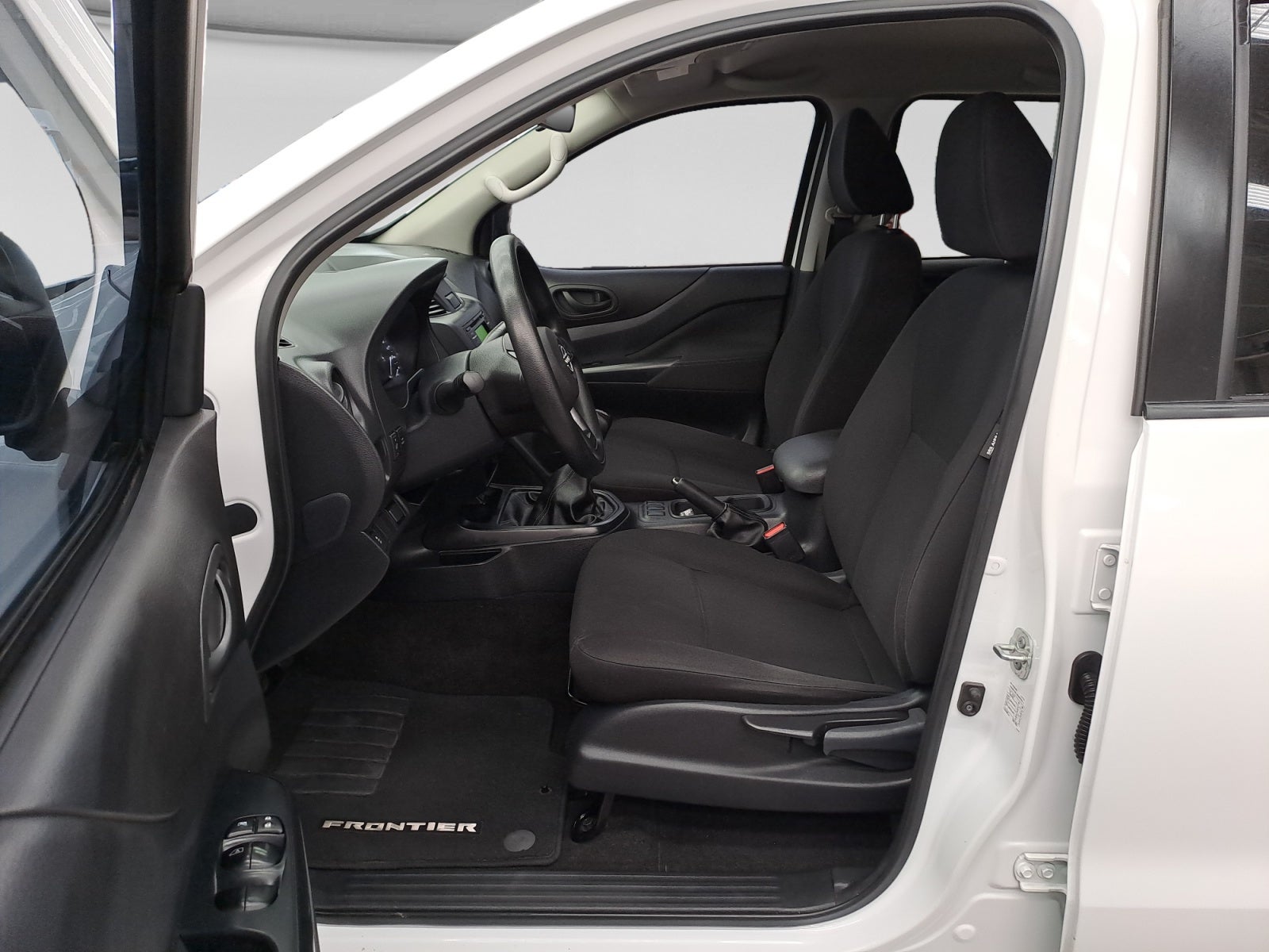 2024 Nissan FRONTIER FRONTIER SE TM 24