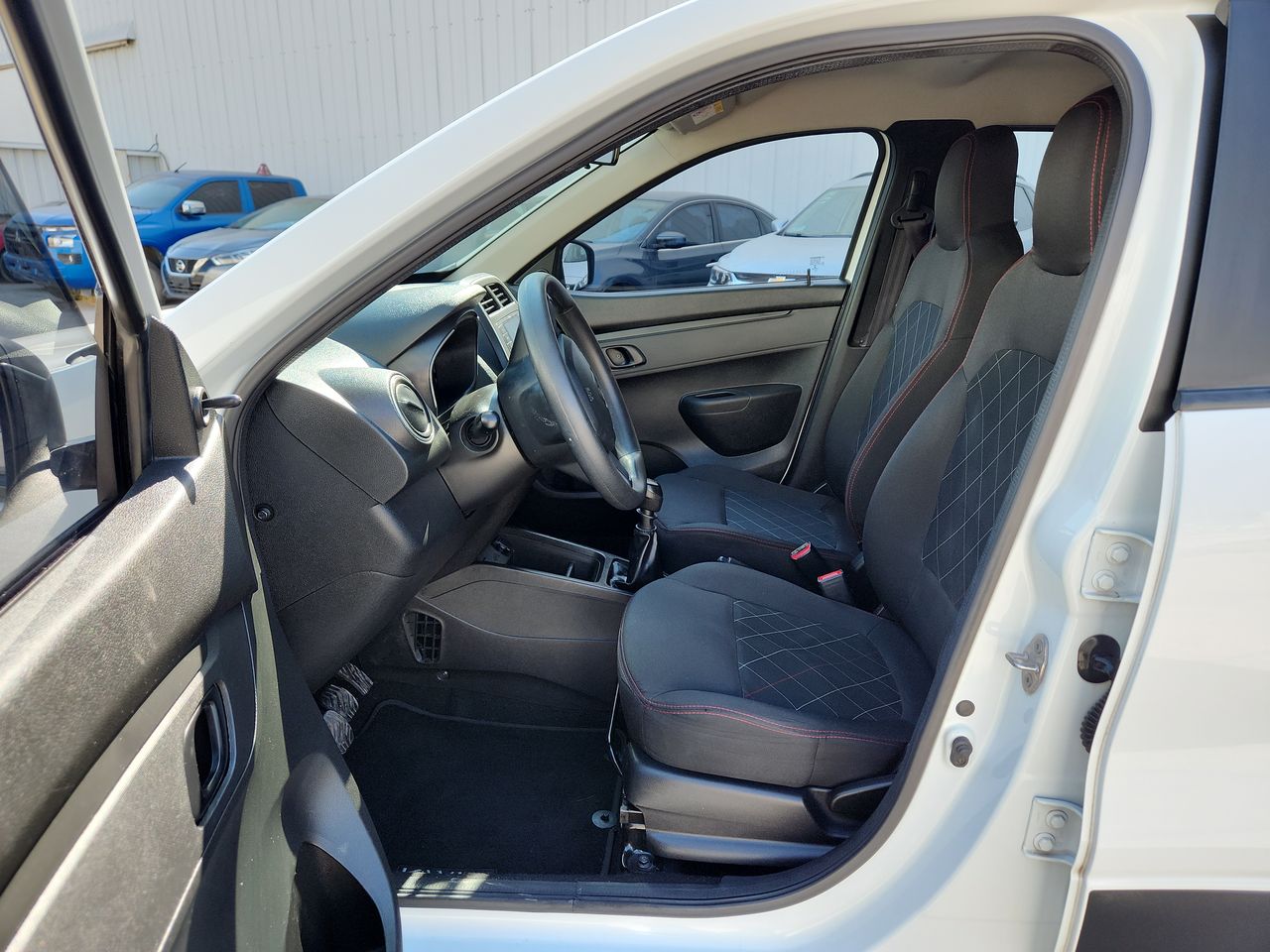 2019 RENAULT KWID INTENS