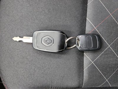 2019 RENAULT KWID INTENS