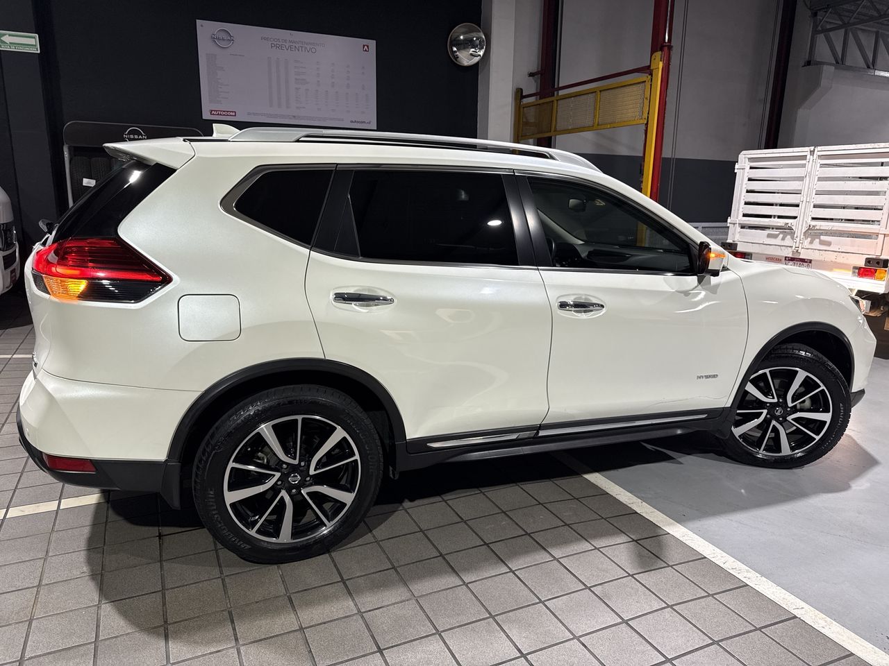 2019 Nissan X-TRAIL HYBRID