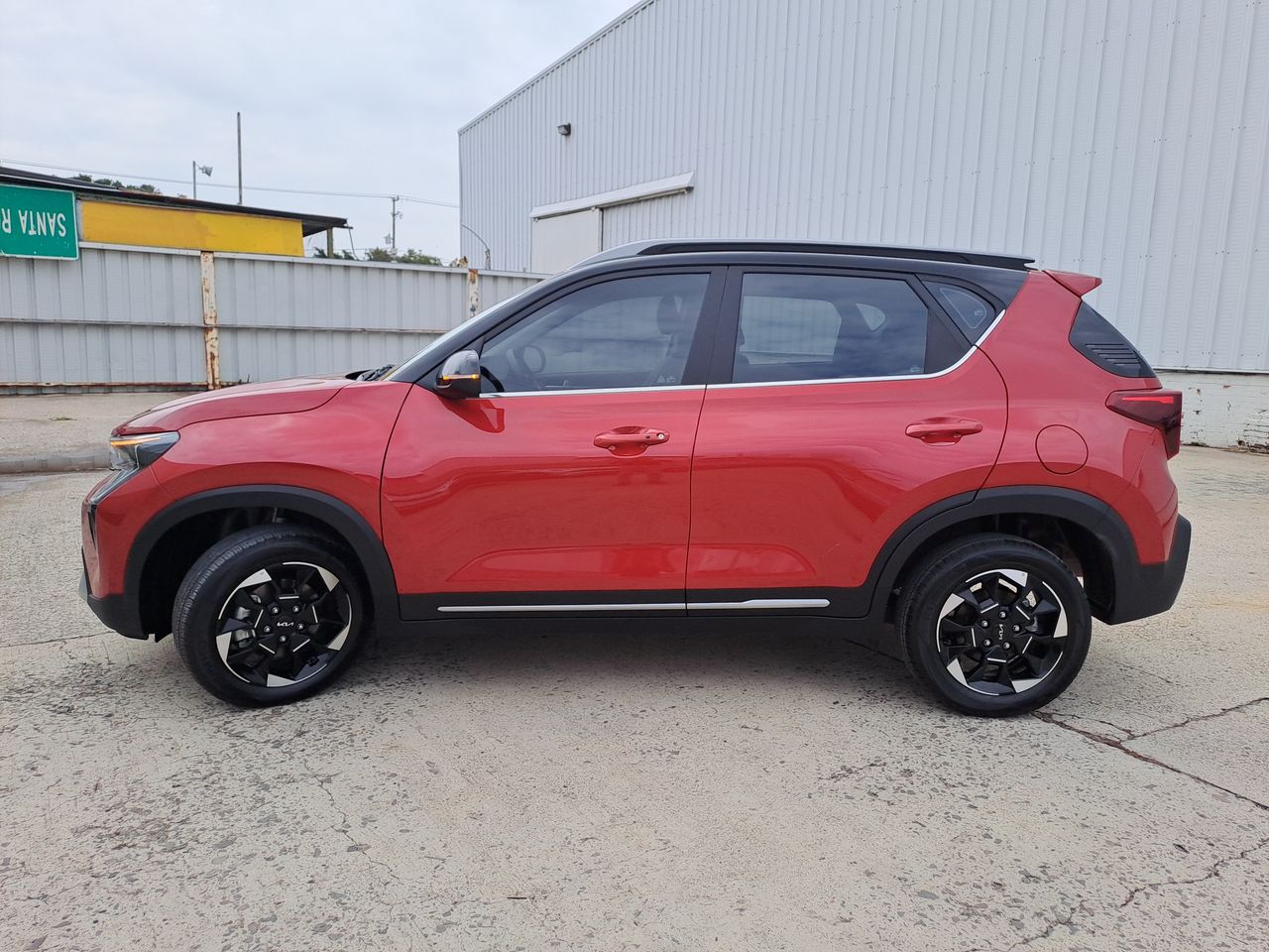 2026 Kia SONET SX IVT