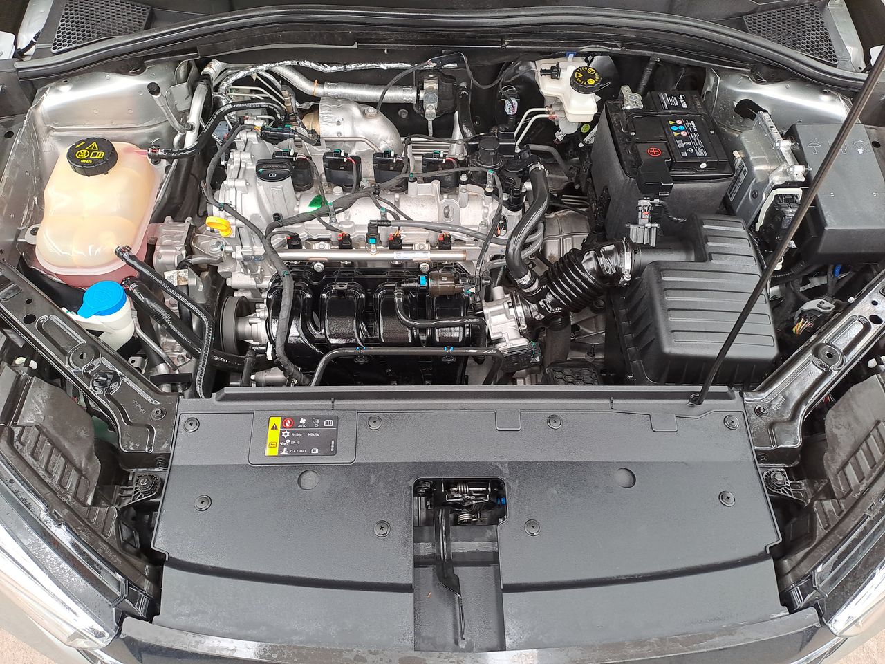 2025 MG MG 5 1.5L DEL ELEGANCE AT