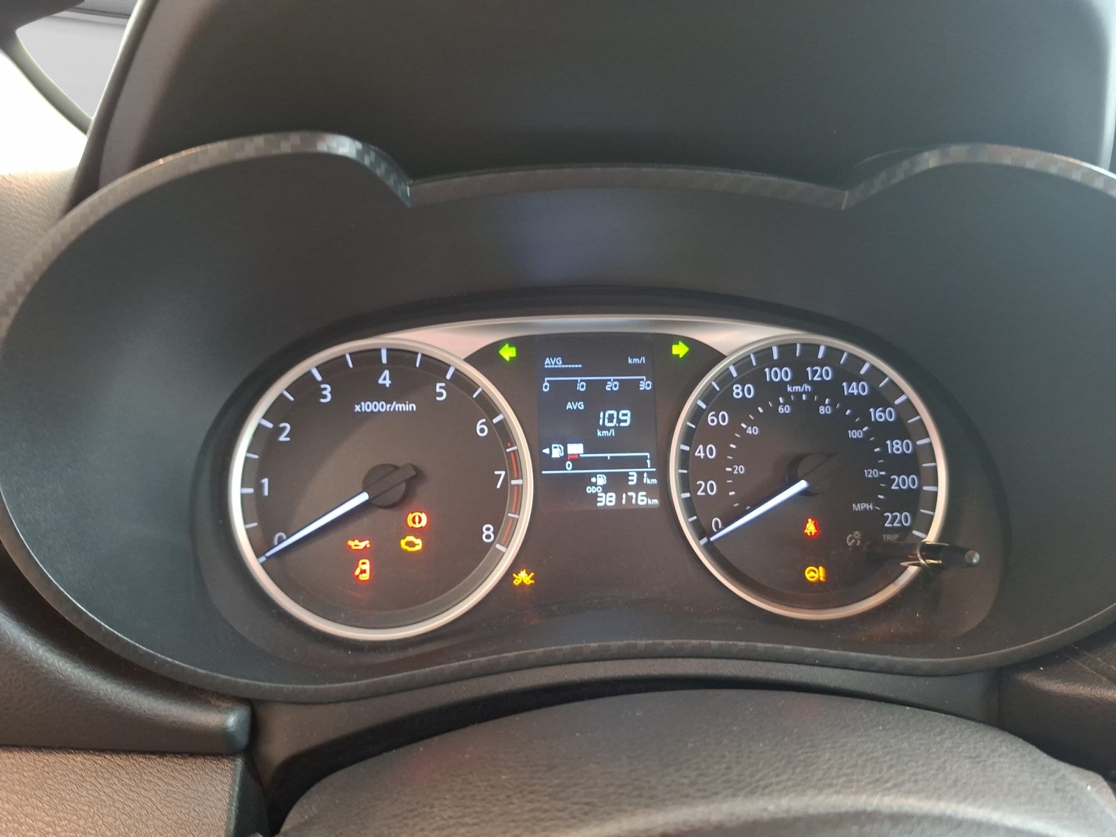 2023 Nissan VERSA SENSE MT 23