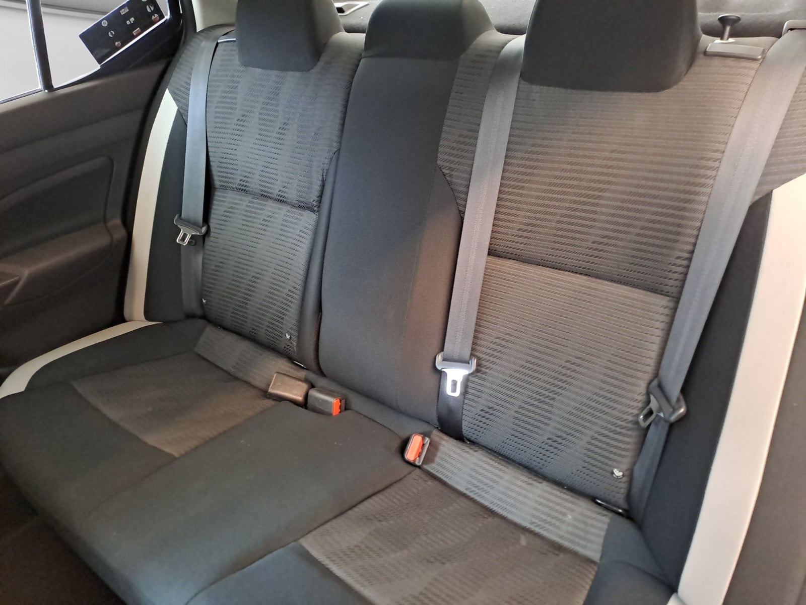2021 Nissan VERSA ADVANCE CVT 21