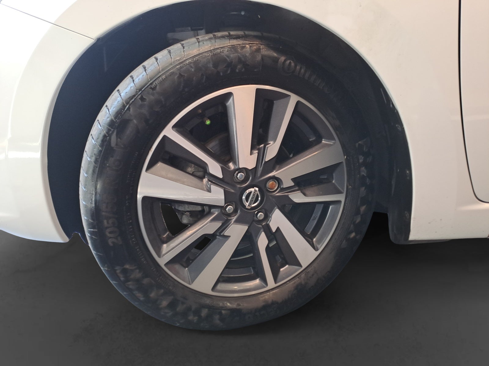 2021 Nissan VERSA ADVANCE CVT 21