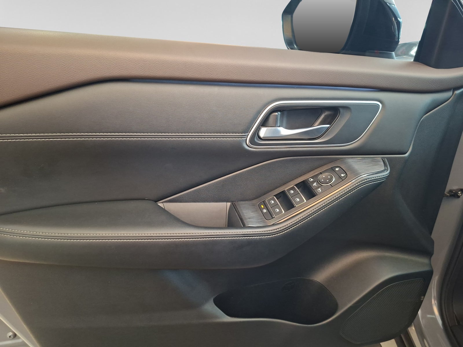 2023 Nissan X-TRAIL PLATINUM PLUS 2 ROW 23