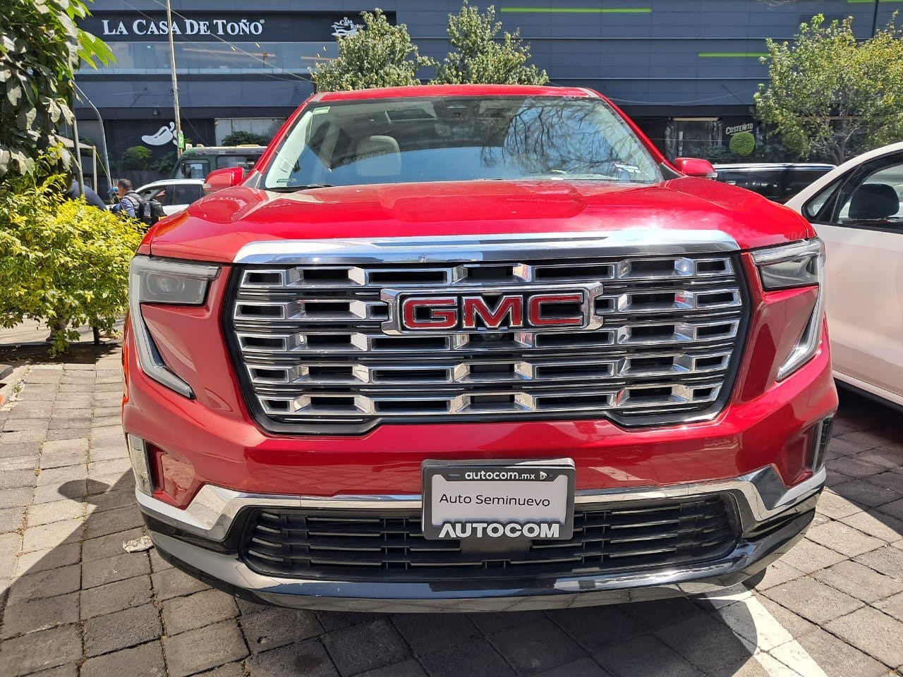 2025 GMC ACADIA DENALI G
